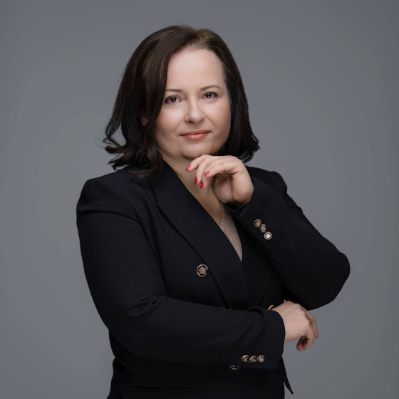Headshot of Dominika Grochowska