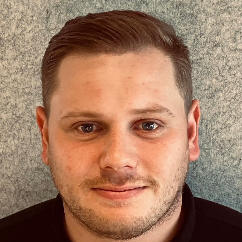 Headshot of Elliot Boreham