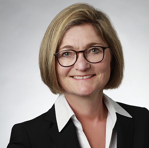 Photo of Nicole Fischer