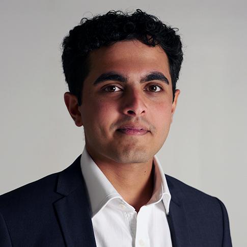 Headshot of Jasper Yeghiaian-Alvandi