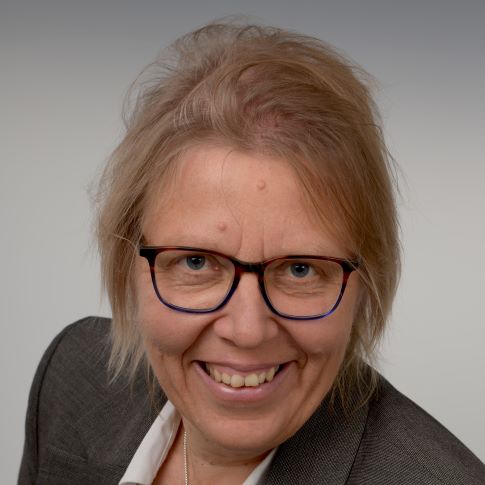 Dr. Franziska Kühnemund, Managing Director Outsourcing Germany, Head of Software & Design