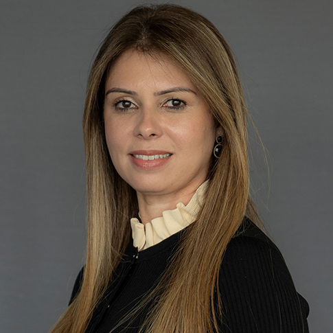 Photo of Marcele Lemos