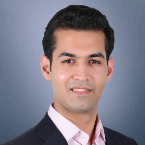 Headshot of Roshail Khalid