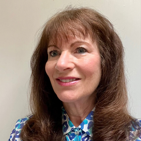 Headshot of Valerie Onderka