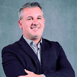 Cláudio Pepeleascov, Head de Saúde e Benefícios no Brasil