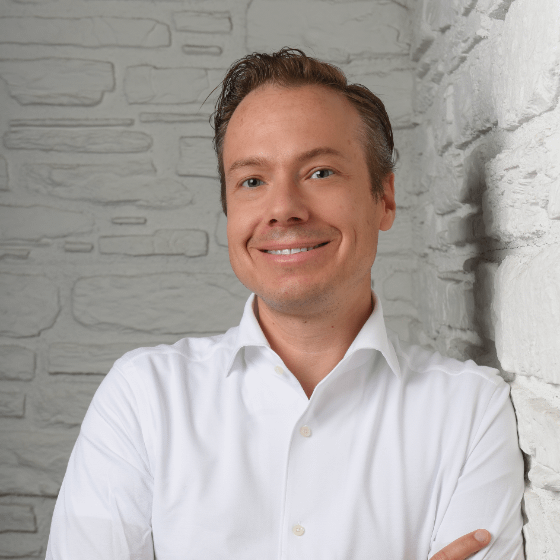 Headshot of Fabian Frank