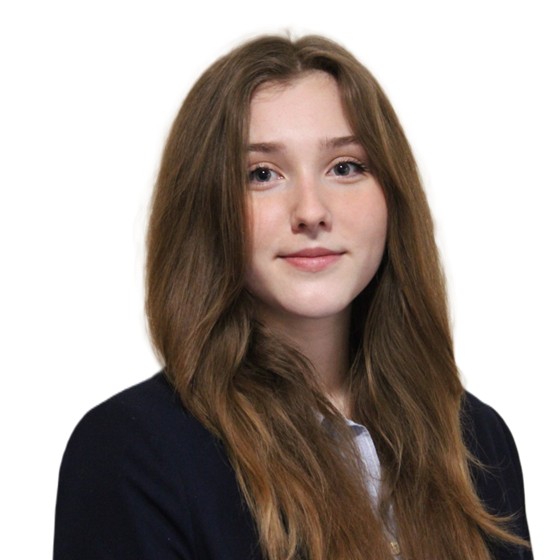 Lily Zelezetskii, Portfolio Analyst, Private Markets