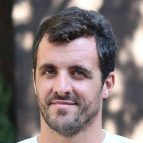 Headshot of Pedro Di Nezio