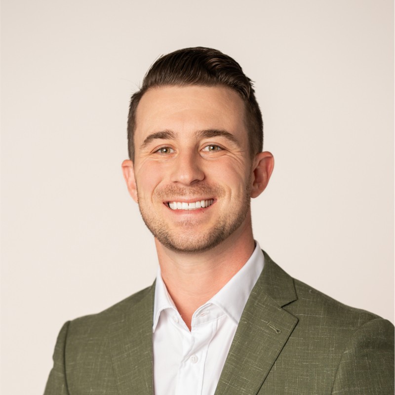 headshot photo of the author